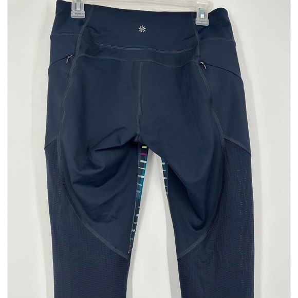 Athleta timeless Contender Capri women’s size M - Picture 8 of 10
